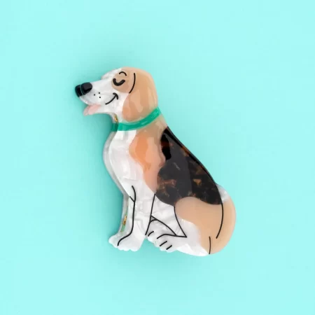 coucou suzette hair claw beagle dog