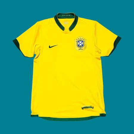Vintage BRAZIL x NIKE 2006-2008 Home Jersey S