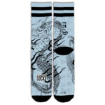 american socks mid high signature καλτσες. Καλτσες σε χρωμα γαλαζιο με μαυρα σχεδια. Το σχεδιο απεικονιζει εναν κινεζικο δρακο.