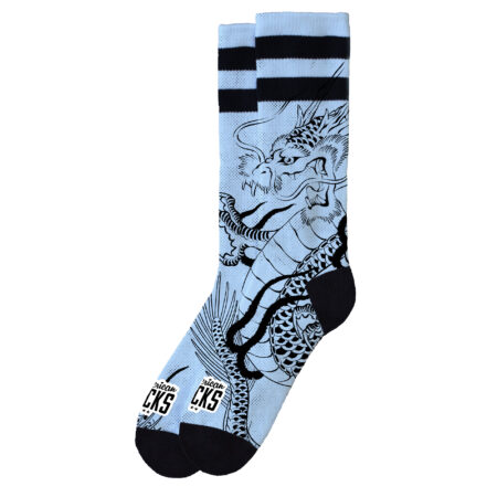 american socks mid high signature καλτσες. Καλτσες σε χρωμα γαλαζιο με μαυρα σχεδια. Το σχεδιο απεικονιζει εναν κινεζικο δρακο.